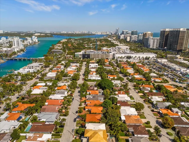 $1,750,000 | 9457 Carlyle Avenue, Surfside, FL 33154