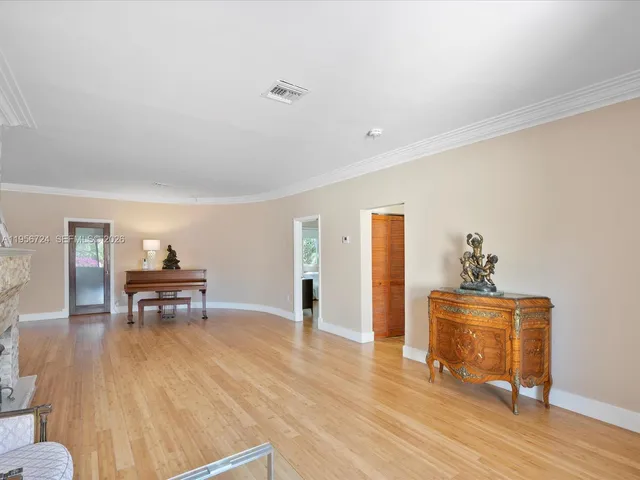 $1,750,000 | 9457 Carlyle Avenue, Surfside, FL 33154