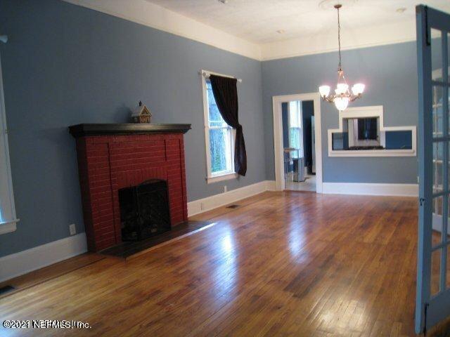 2769 Riverside Avenue Jacksonville, FL 32205 - Photo 5 of 9 20191003135124465215000000-o
