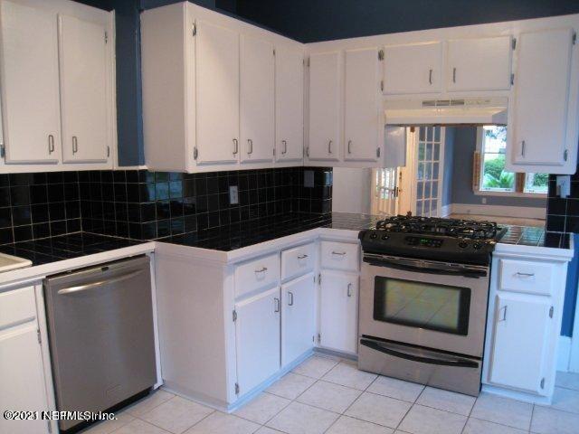 2769 Riverside Avenue Jacksonville, FL 32205 - Photo 6 of 9 20191003135124545442000000-o