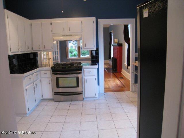 2769 Riverside Avenue Jacksonville, FL 32205 - Photo 7 of 9 20191003135124627699000000-o