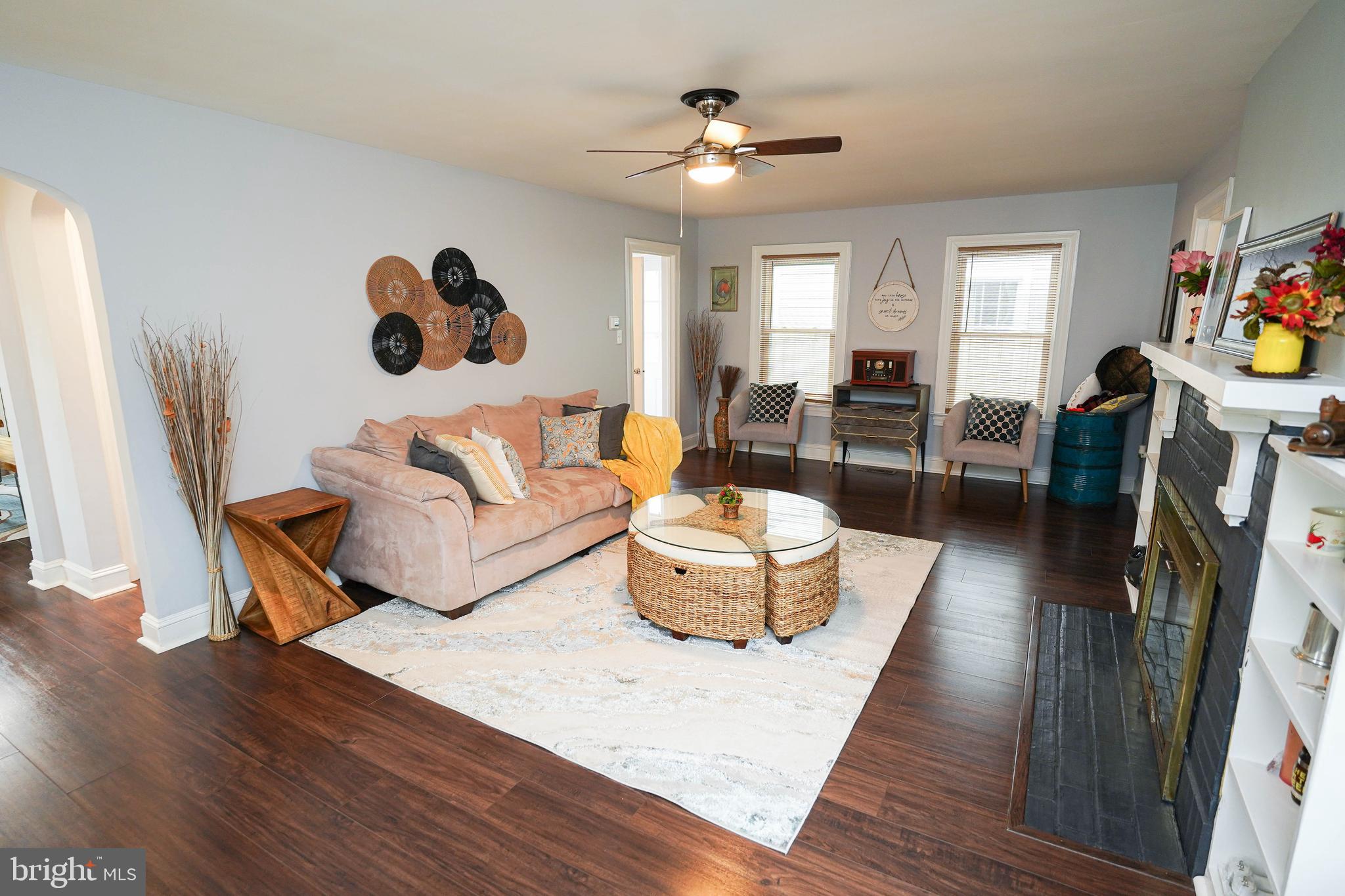 815 Federal Street Salisbury, MD 21801 - Photo 13 of 43 a living room with furniture and a fireplace