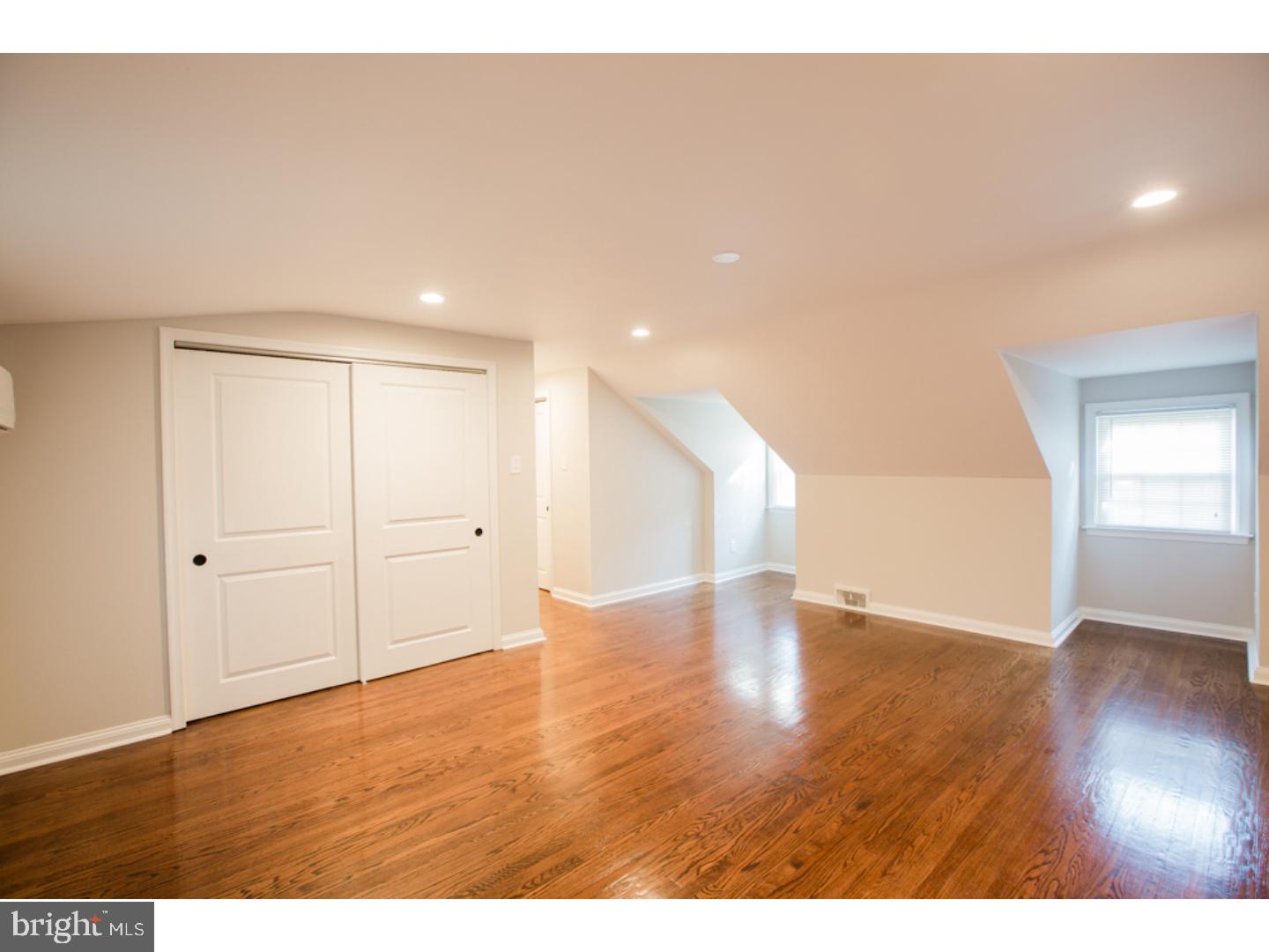 2700 South Kent Road Broomall, PA 19008 - Photo 14 of 25 Master Bedroom