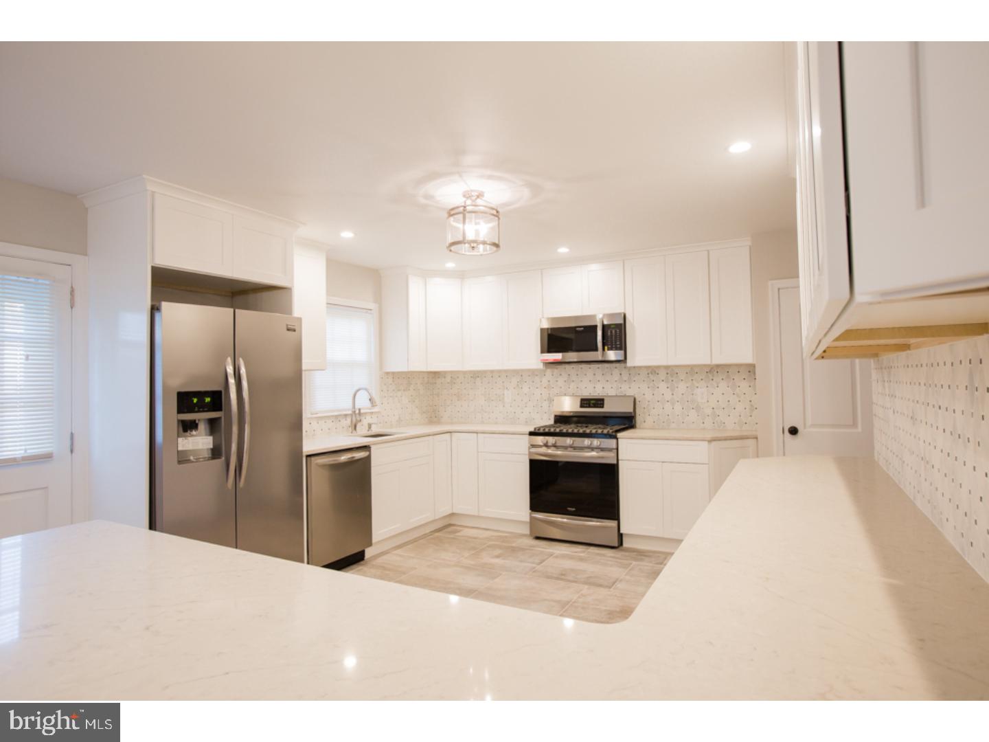 2700 South Kent Road Broomall, PA 19008 - Photo 5 of 25 Kitchen