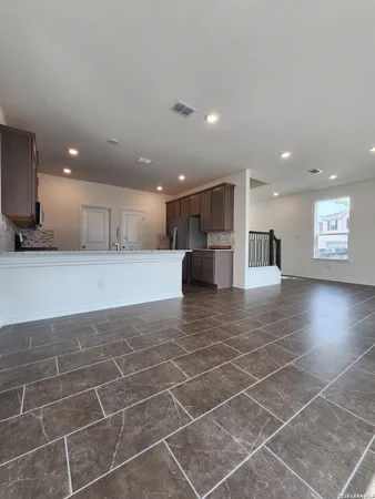 $2,400 | 14839 Vance Jackson Road, Unit 601, San Antonio, TX 78249