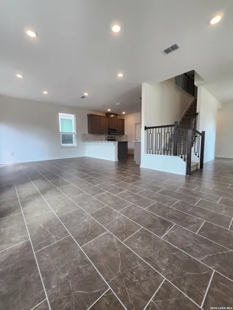 $2,400 | 14839 Vance Jackson Road, Unit 601, San Antonio, TX 78249