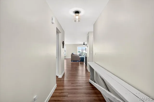 $400,000 | 820 Applewood Creek Drive, Fairview Heights, IL 62208