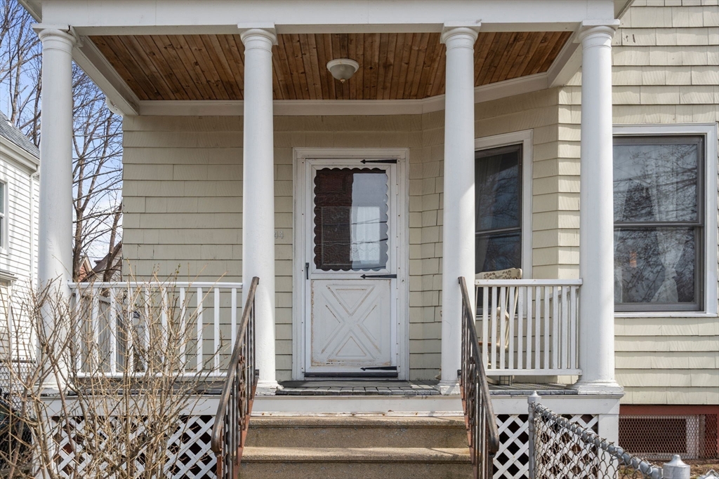 44 Tower Street Somerville, MA 02143 - Photo 22 of 32