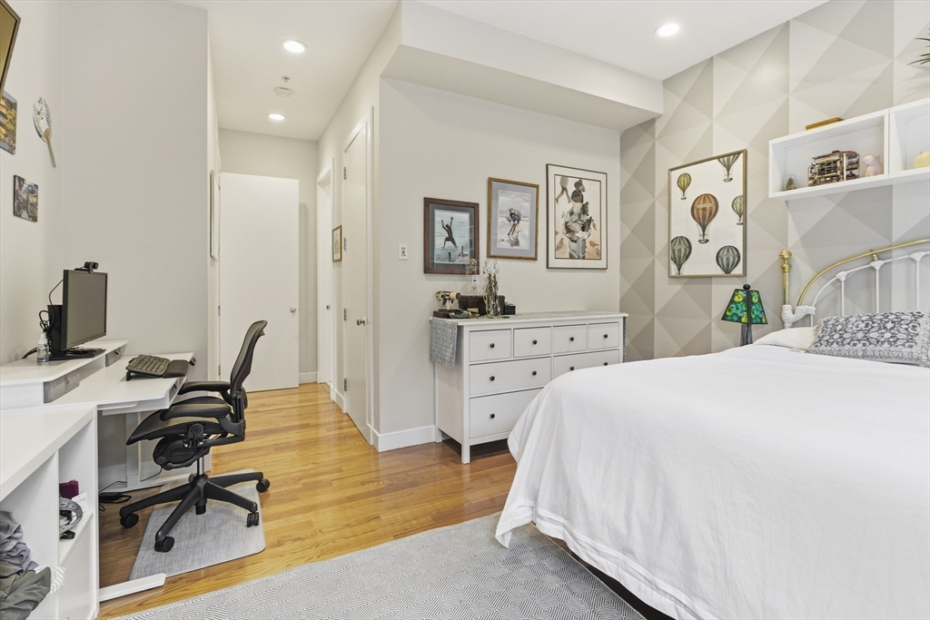 171 West Fourth Street, Unit 7 Boston, MA 02127 - Photo 12 of 24