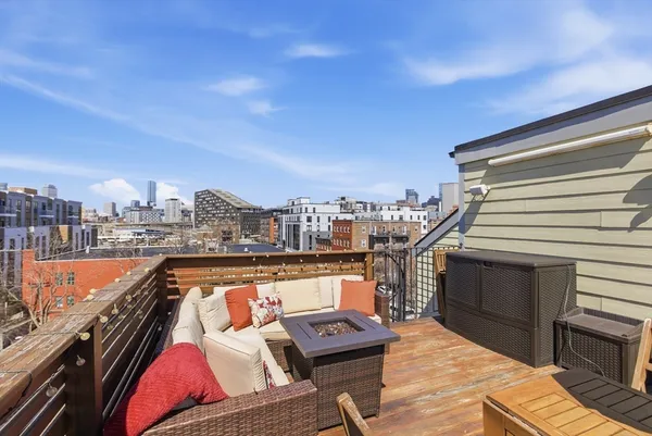 $999,000 | 171 West Fourth Street, Unit 7, Boston, MA 02127