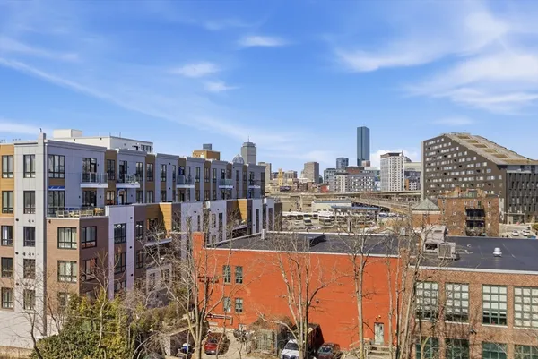 $999,000 | 171 West Fourth Street, Unit 7, Boston, MA 02127