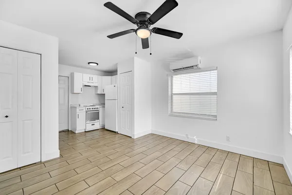 $1,650 | 1744 Madison Street, Unit 1, Hollywood, FL 33020