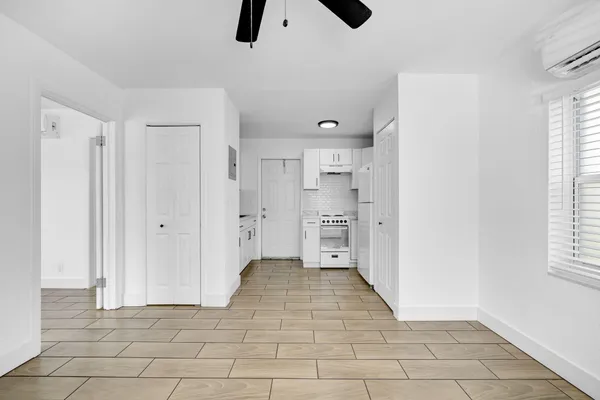 $1,650 | 1744 Madison Street, Unit 1, Hollywood, FL 33020