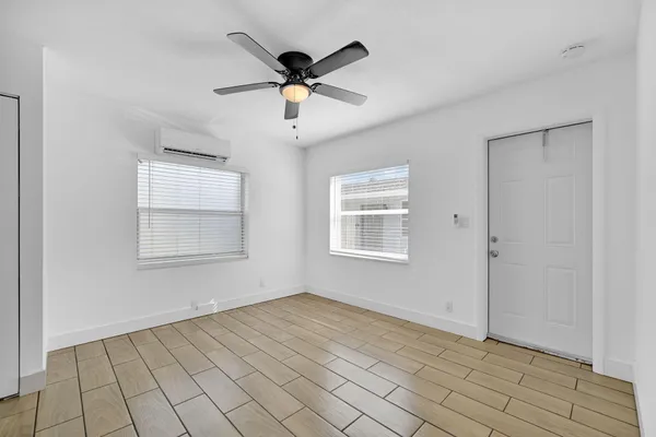 $1,650 | 1744 Madison Street, Unit 1, Hollywood, FL 33020