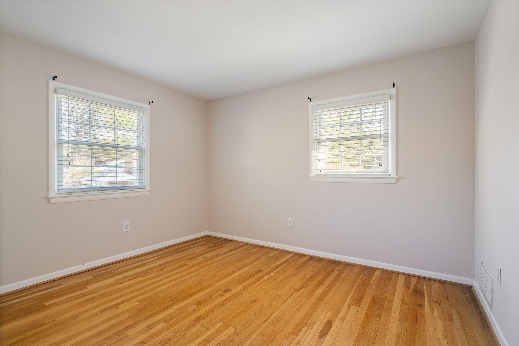7600 Kingsbury Road Alexandria, VA 22315 - Photo 13 of 29 Second bedroom has two windows & freshly painted