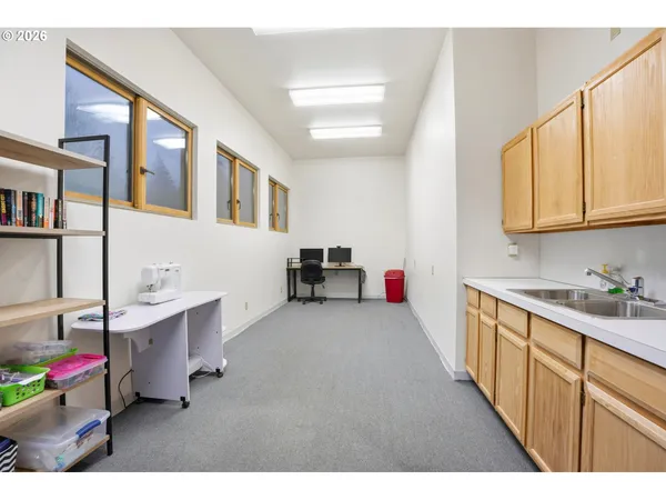 $575,000 | 29885 Riverview Drive, Rainier, OR 97048
