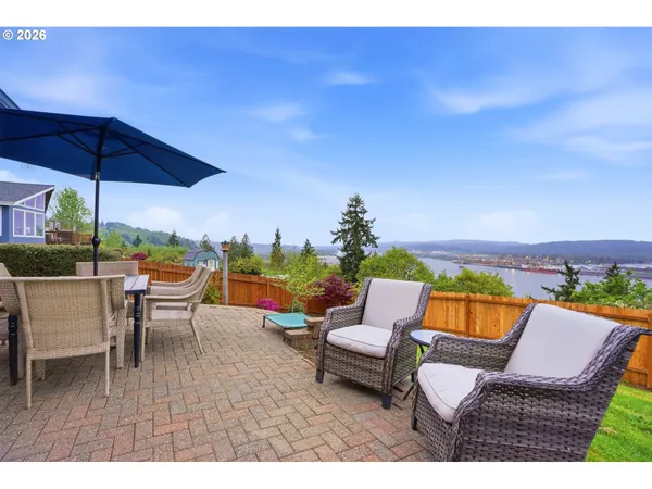 $575,000 | 29885 Riverview Drive, Rainier, OR 97048