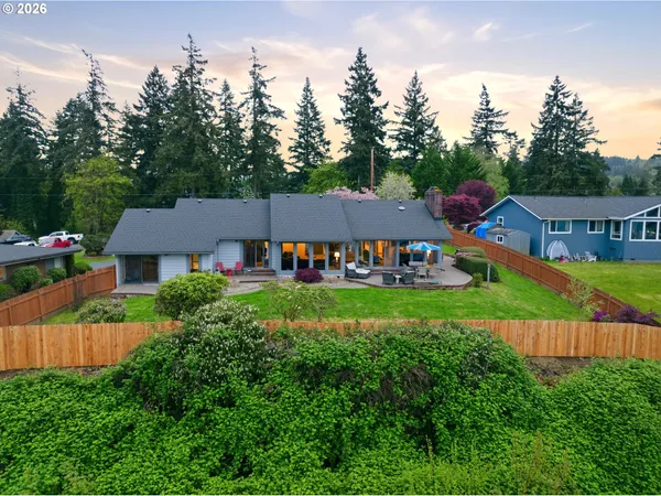 $575,000 | 29885 Riverview Drive, Rainier, OR 97048