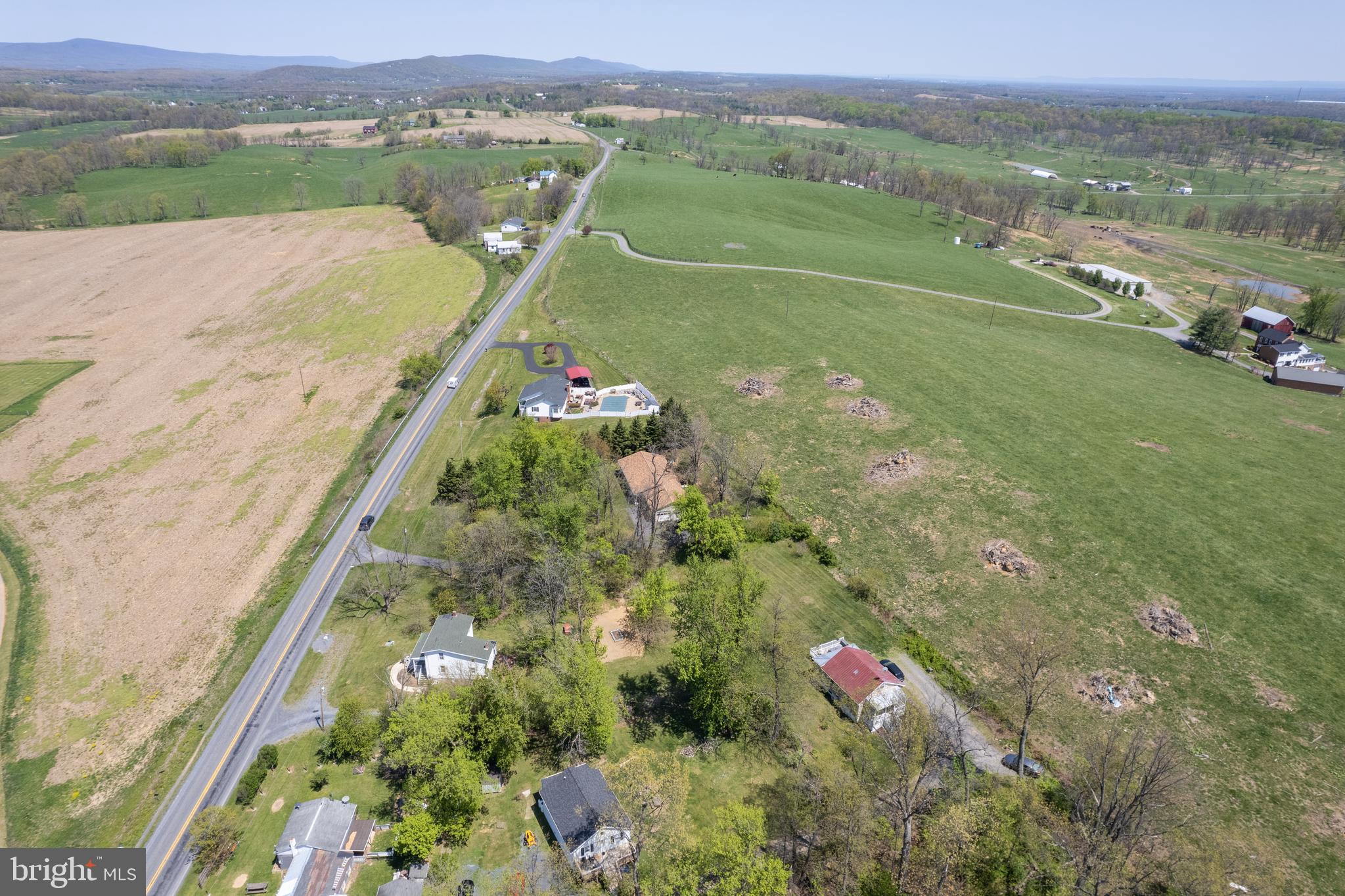 1672 Apple Pie Ridge Road Winchester, VA 22603 - Photo 12 of 50 Gallery Image 12
