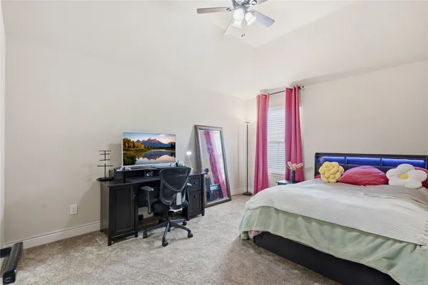 $625,000 | 175 Wade Pointe Drive, Montgomery, TX 77316