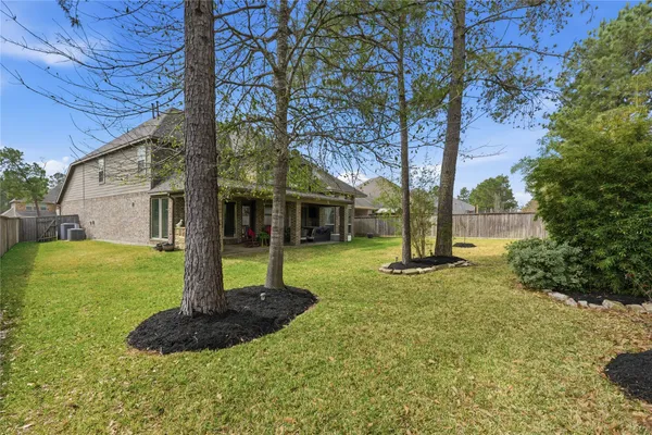 $625,000 | 175 Wade Pointe Drive, Montgomery, TX 77316
