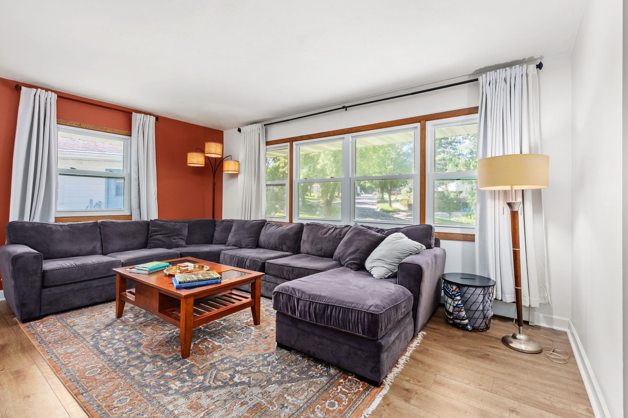 1011 Bay Ridge Road Madison, WI 53716 - Photo 5 of 38