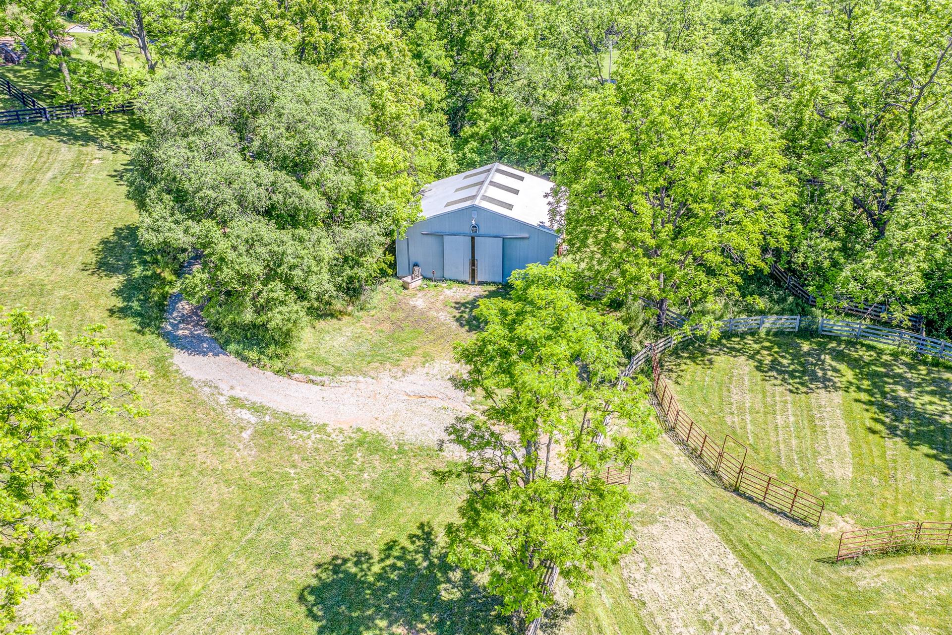 5688 Roanoke Road Troutville, VA 24175 - Photo 38 of 54 38-5688 Roanoke Road 010