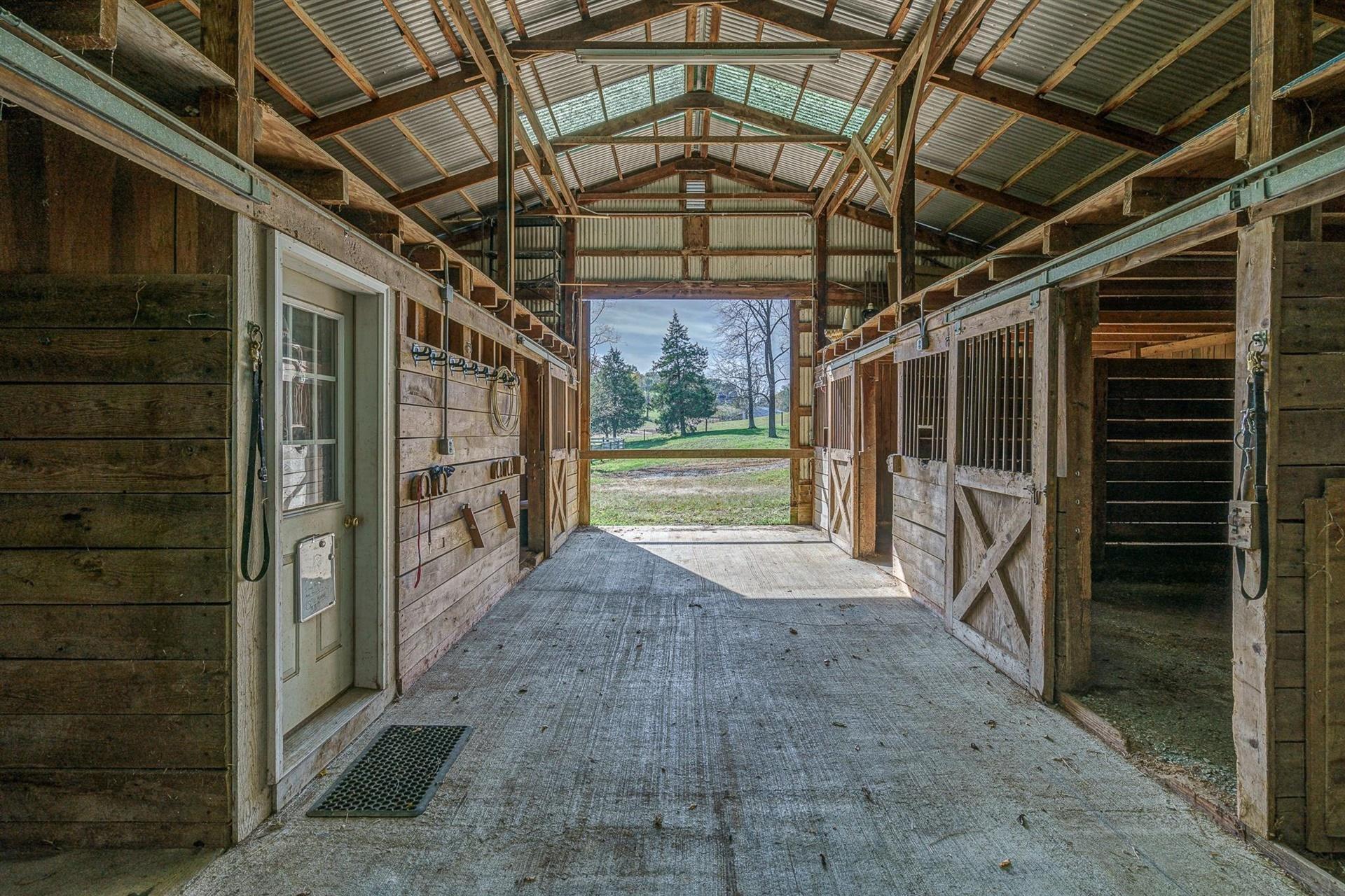 5688 Roanoke Road Troutville, VA 24175 - Photo 40 of 54 40-045-332147-5688 Roanoke Rd 045_8