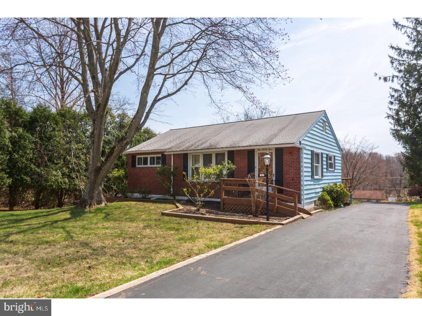 123 Brookhill Road Newtown Square, PA 19073 - Photo 2 of 22 Gallery Image 2