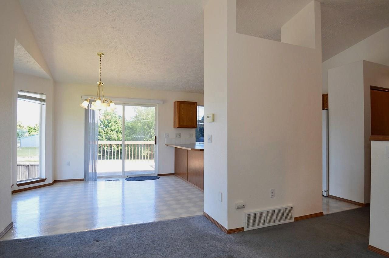 1203 South Century Road Spokane Valley, WA 99037 - Photo 4 of 20