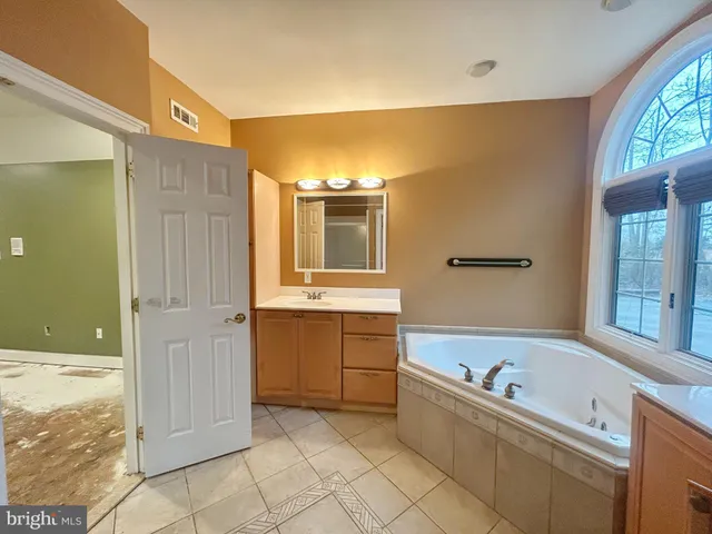 $624,900 | 7 Deer Haven Drive, Mullica Hill, NJ 08062