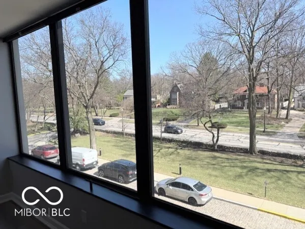 $195,000 | 4000 North Meridian Street, Unit 3E, Indianapolis, IN 46208