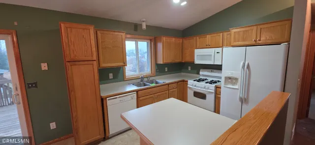 $307,500 | 1375 10th Avenue Southeast, Cambridge, MN 55008