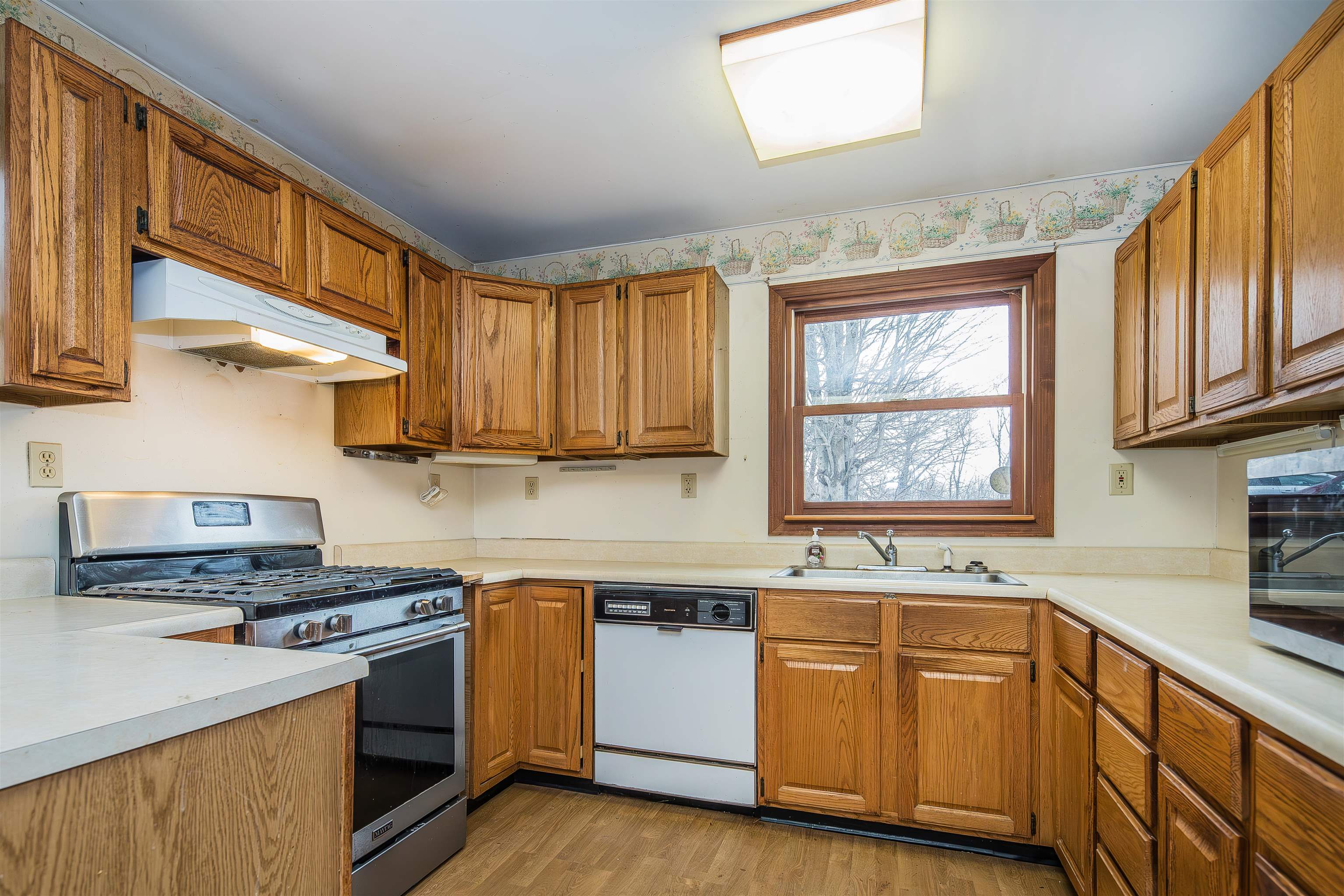 77 Wcfr Drive Springfield, VT 05156 - Photo 7 of 44