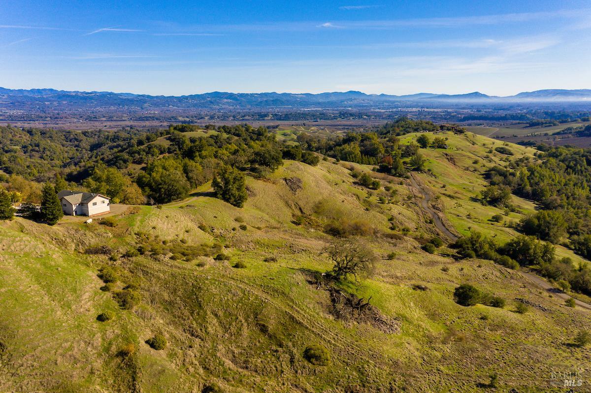 2365 Sweetwater Springs Road Healdsburg, CA 95448 - Photo 14 of 37