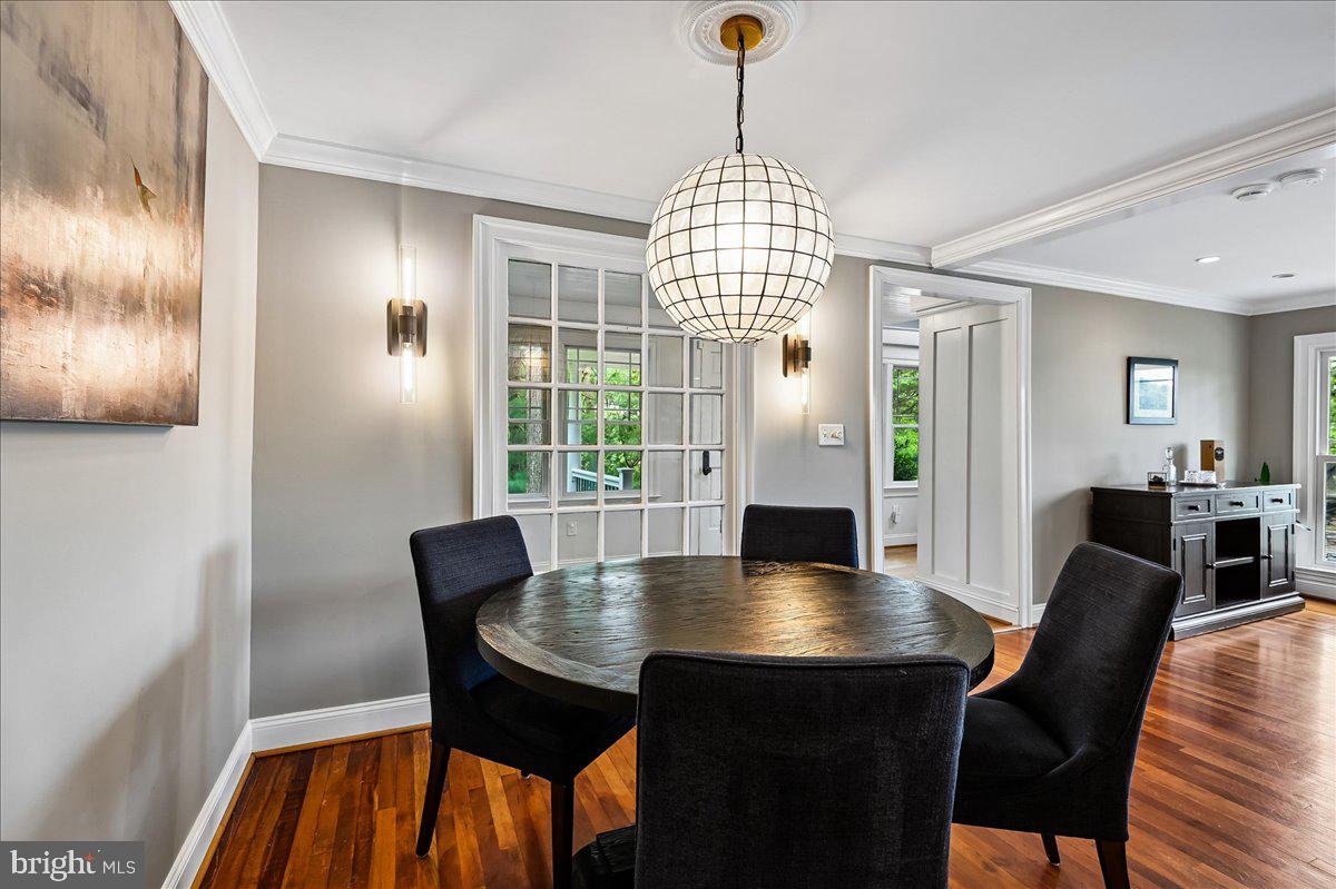 300 Magothy Bridge Road Pasadena, MD 21122 - Photo 22 of 117 Great Room