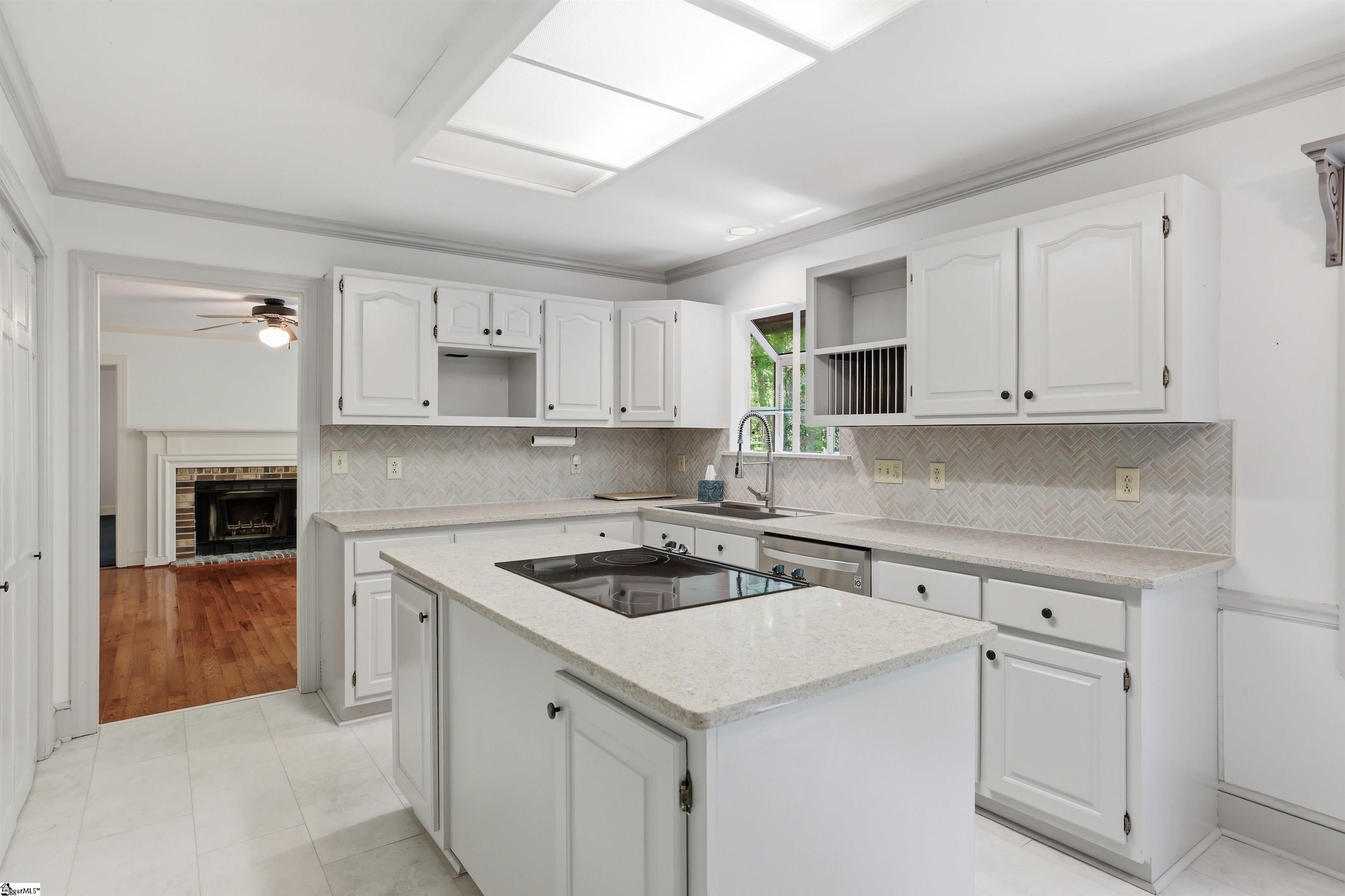 310 Hammett Road Greer, SC 29650 - Photo 10 of 43