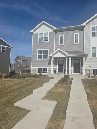 $309,999 | 2231 Sassafras Way, Unit A, Wonder Lake, IL 60097