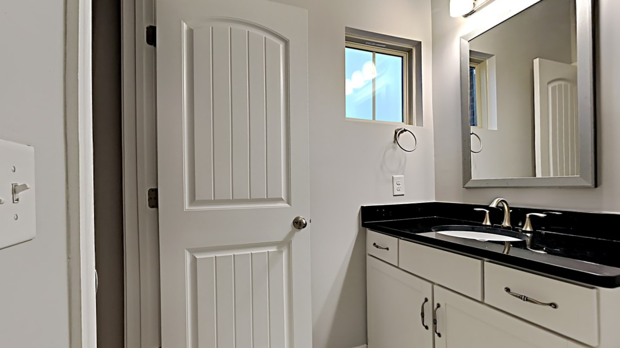 1007 Fenner Lane Gallatin, TN 37066 - Photo 13 of 18 a close view of a sink and a mirror