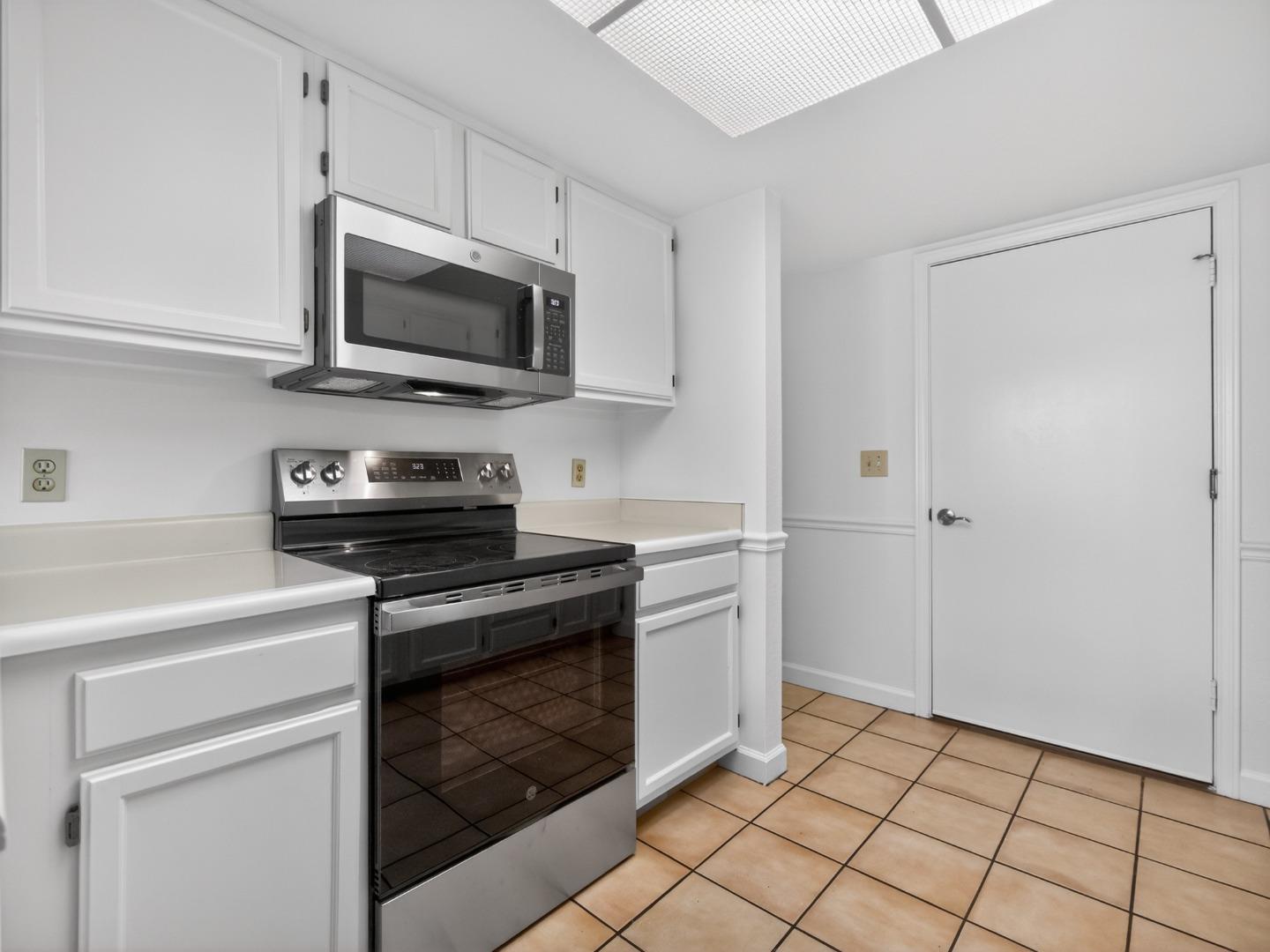 176 Terry Loop Watsonville, CA 95076 - Photo 12 of 39