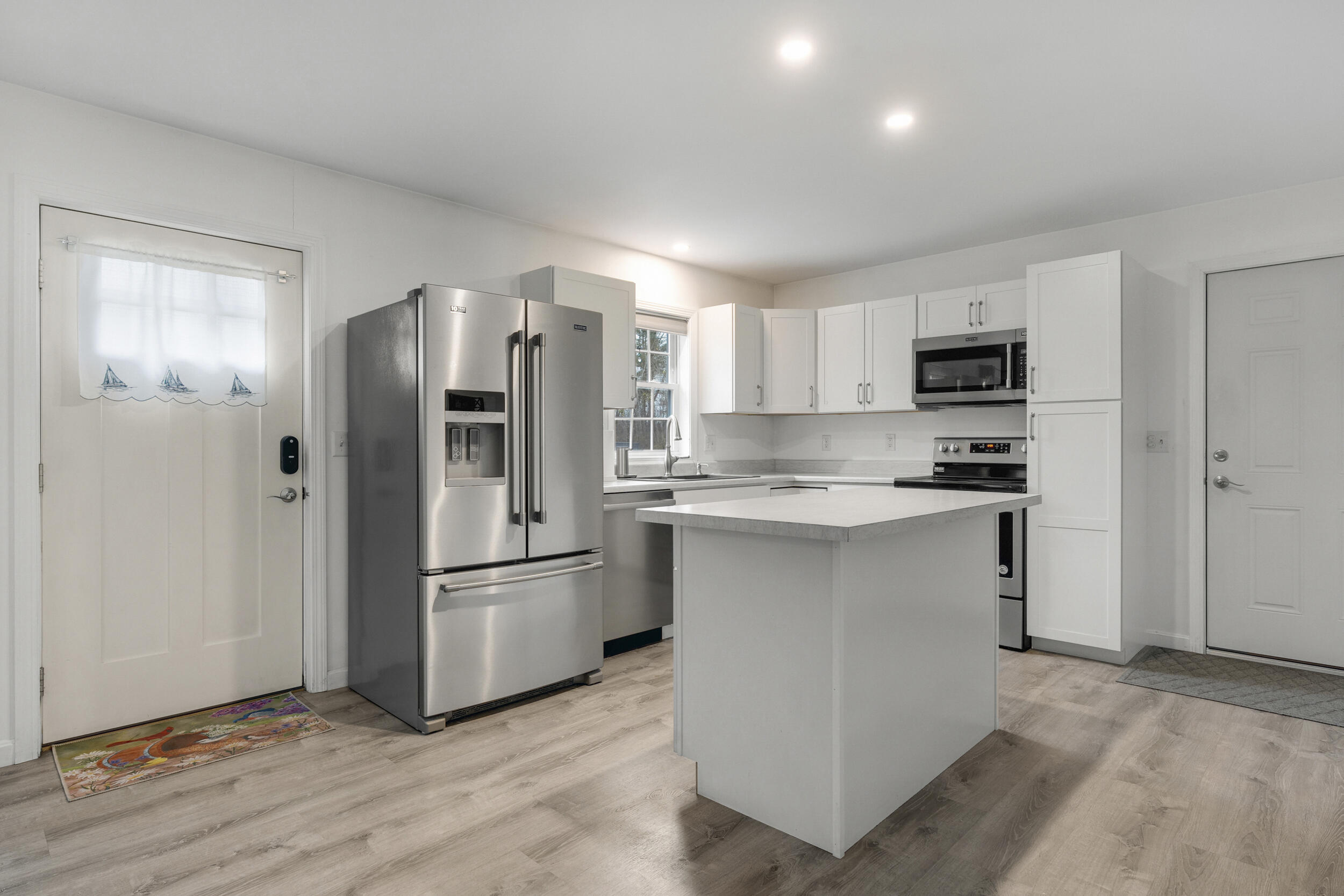 16 Godrics Hollow Sidney, ME 04330 - Photo 4 of 38 9_16godrics-19