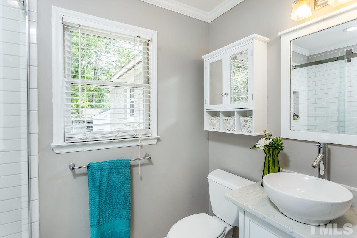 527 Banks Street Raleigh, NC 27604 - Photo 15 of 26