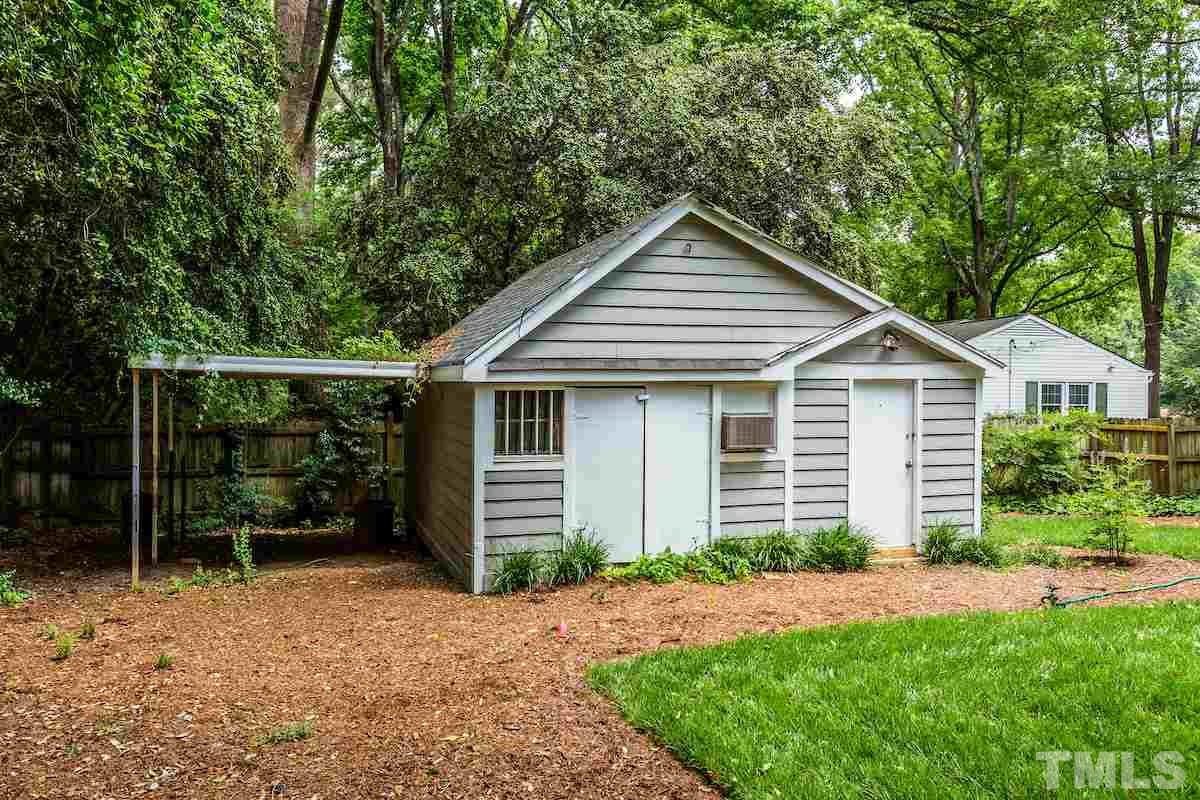 527 Banks Street Raleigh, NC 27604 - Photo 24 of 26 Large 18 x 20 shed or workshop