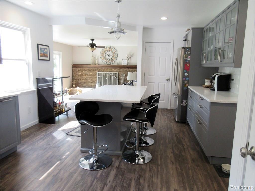 41975 Cherry Hill Road Novi, MI 48375 - Photo 8 of 34