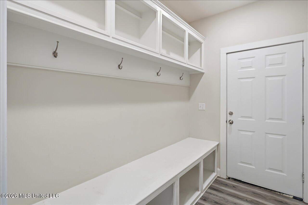 815 Long Leaf Circle Brandon, MS 39042 - Photo 16 of 31 16-815 Long Leaf Cir _ Home Tours MS