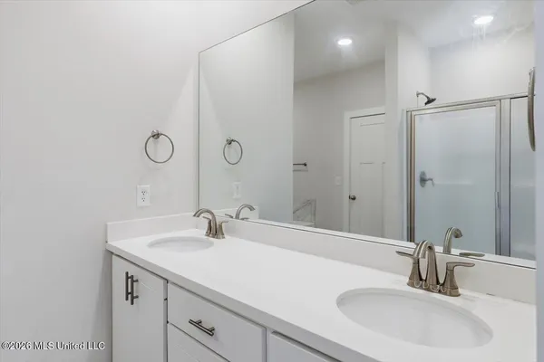 $339,999 | 815 Long Leaf Circle, Brandon, MS 39042