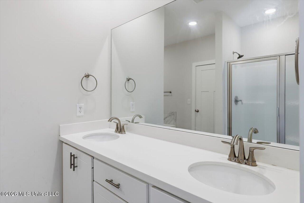 815 Long Leaf Circle Brandon, MS 39042 - Photo 19 of 31 19-815 Long Leaf Cir _ Home Tours MS