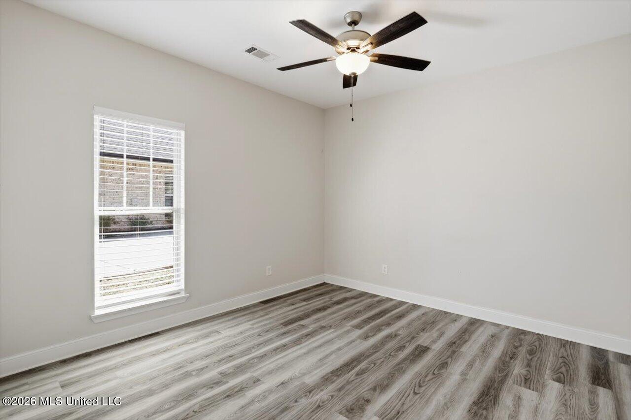 815 Long Leaf Circle Brandon, MS 39042 - Photo 27 of 31 27-815 Long Leaf Cir _ Home Tours MS