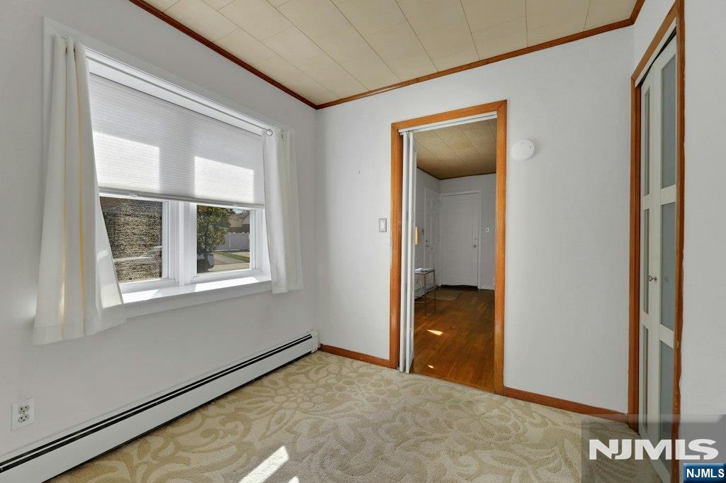 35 Grant Street East Rutherford, NJ 07073 - Photo 11 of 31 Gallery Image 11