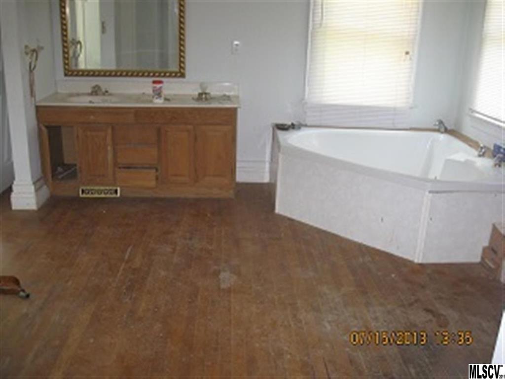 999 Blackburn Hollow Road Purlear, NC 28665 - Photo 5 of 7 Gallery Image 5